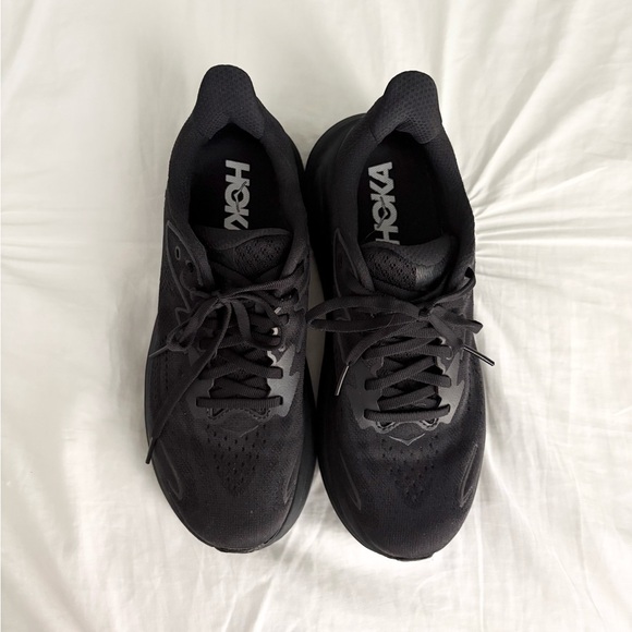 Hoka One One Shoes - Black Clifton 10 Hoka One One